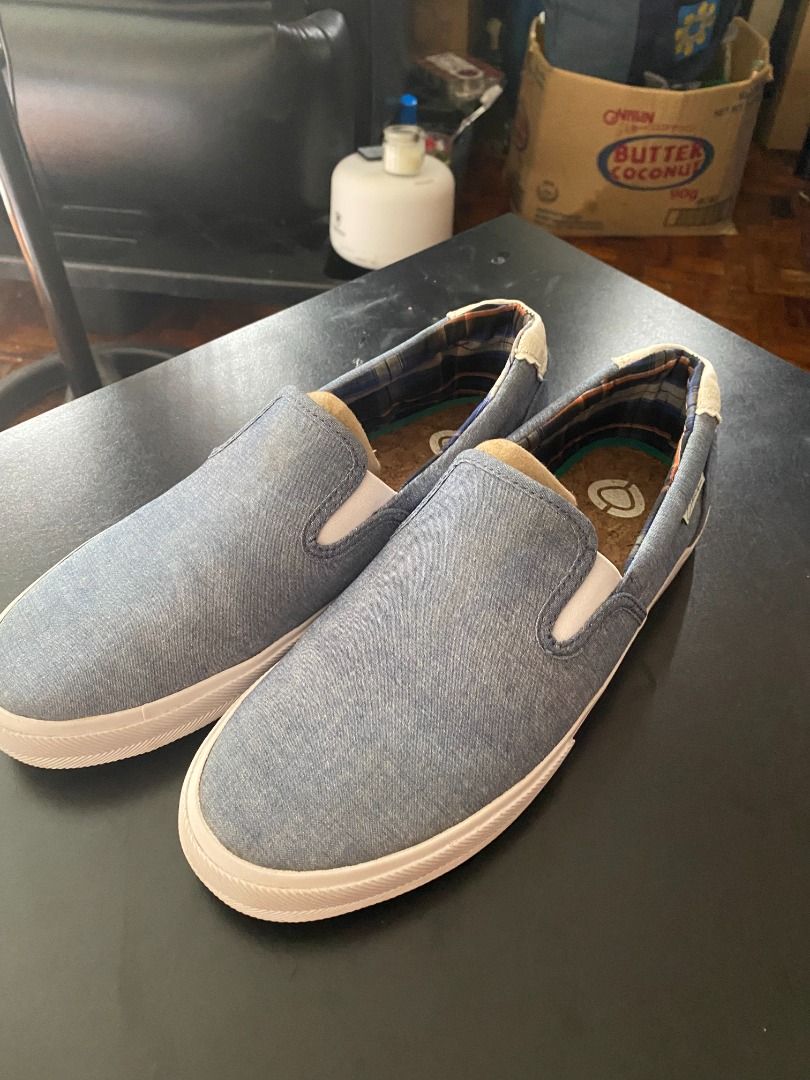 Circa Slip On Men s Fashion Footwear Sneakers on Carousell