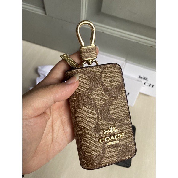 Coach Key Holder, Fashion, Wanita di Carousell