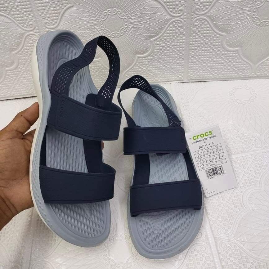 Crocs Literide 360 for women (Category: Sandals) located in Manila. Submitted by jhipol6213714 (Listing ID 1208636290, Image 1). Description: for women only us5-us9.