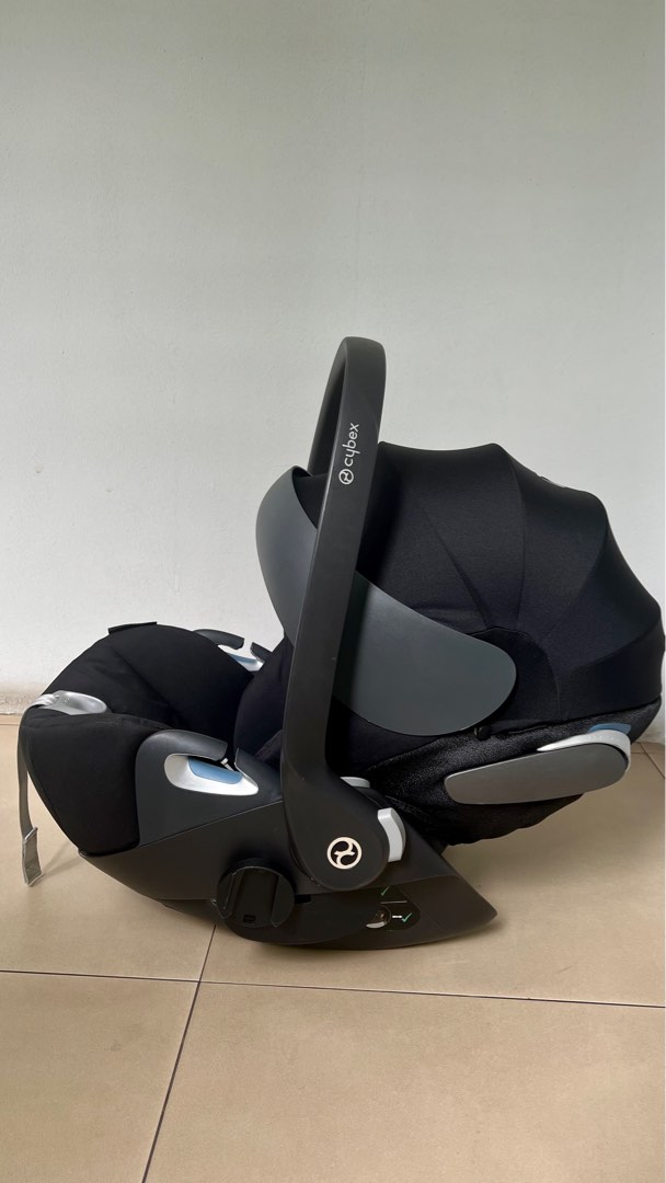 Cybex car seat + adapters, Babies & Kids, Going Out, Car Seats on Carousell