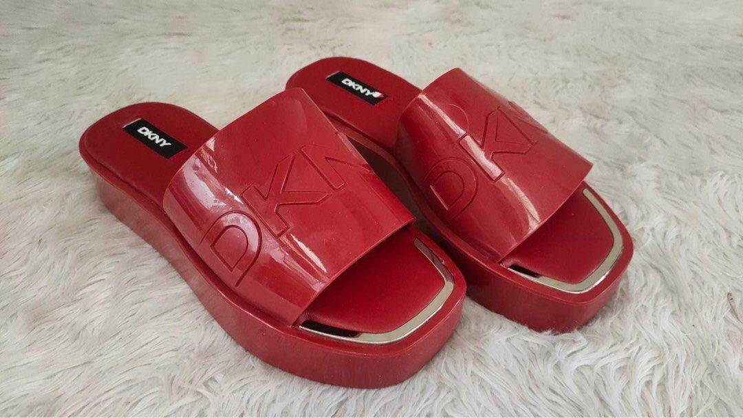 Dkny red sandals shop