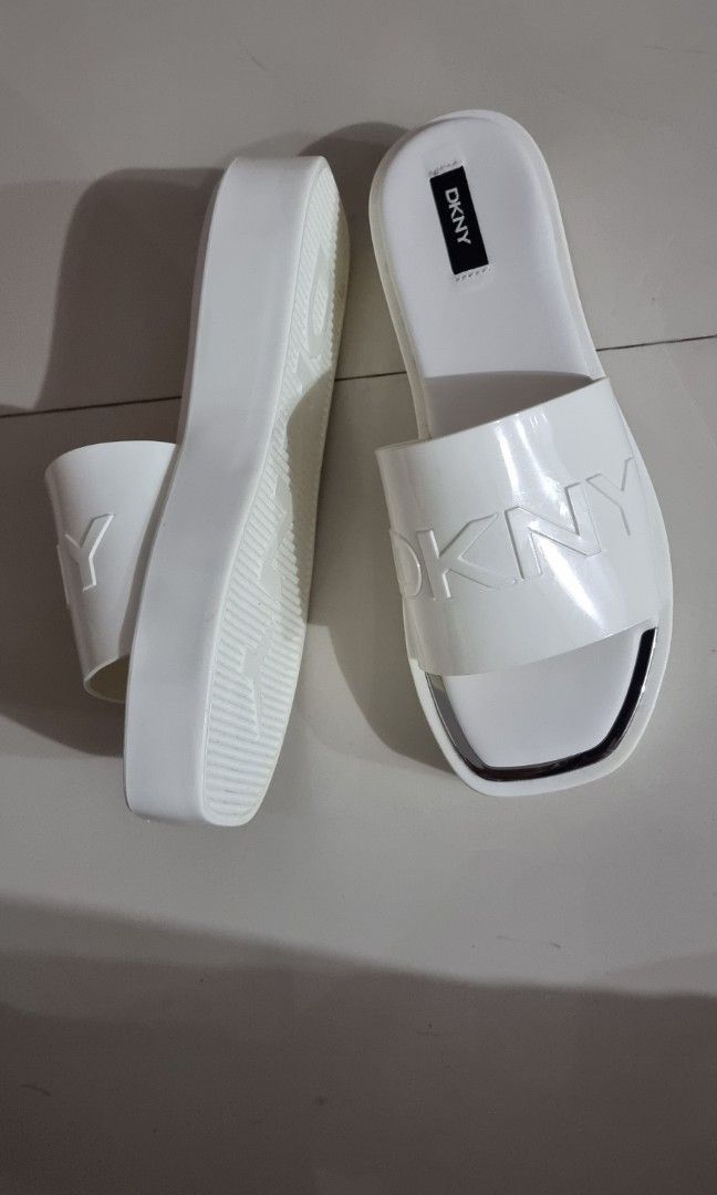 dkny black slides