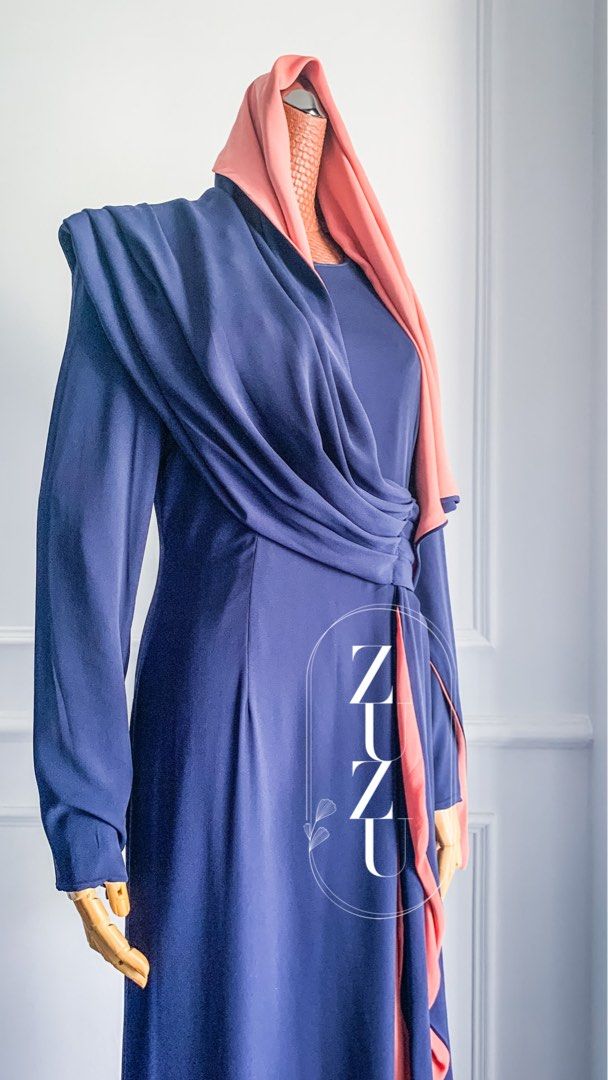 Shawl attached to dress discount