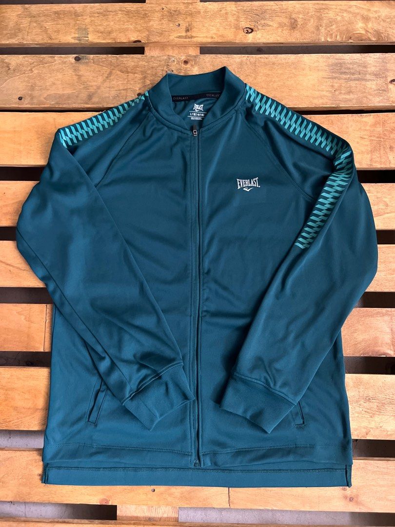 Everlast jacket, Women's Fashion, Coats, Jackets and Outerwear on Carousell
