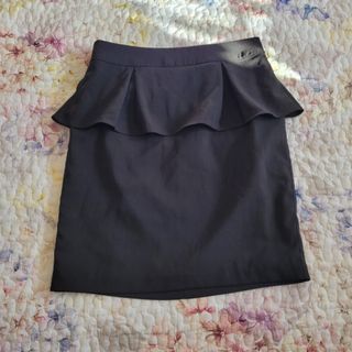 Forcast black skirt