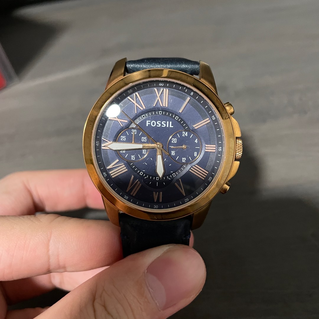 Fossil Watch, Men's Fashion, Watches & Accessories, Watches on Carousell