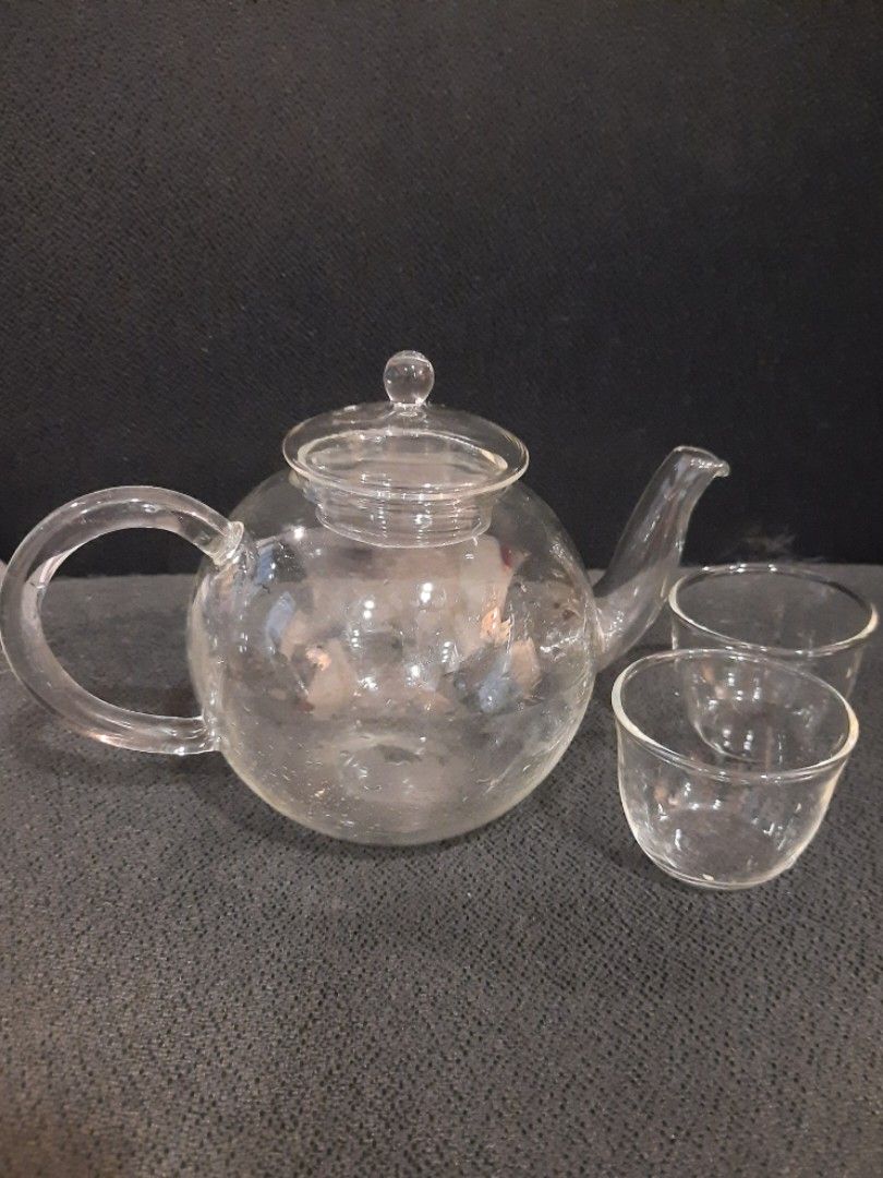 Glass teapot + 2 cups, Furniture & Home Living, Kitchenware & Tableware