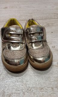 Glittery Gold Rubber Shoes
