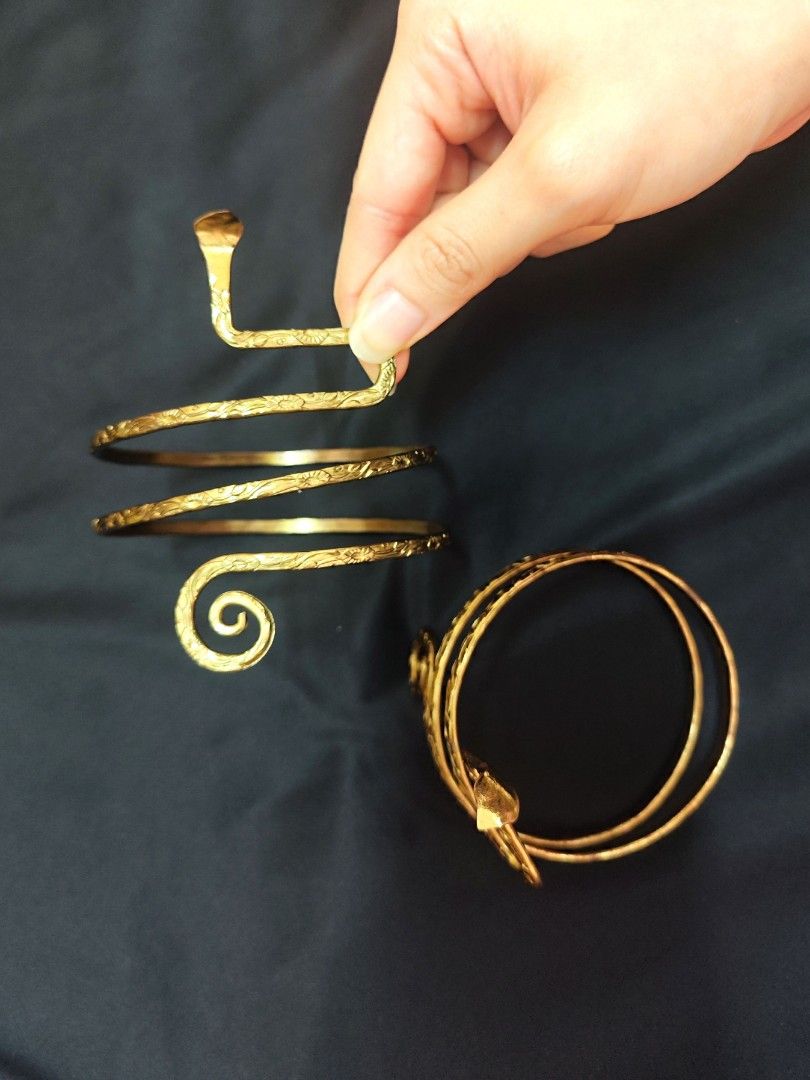 Lovisa Golden Egyptian Arm Cuff Snake, Women's Fashion, Jewelry
