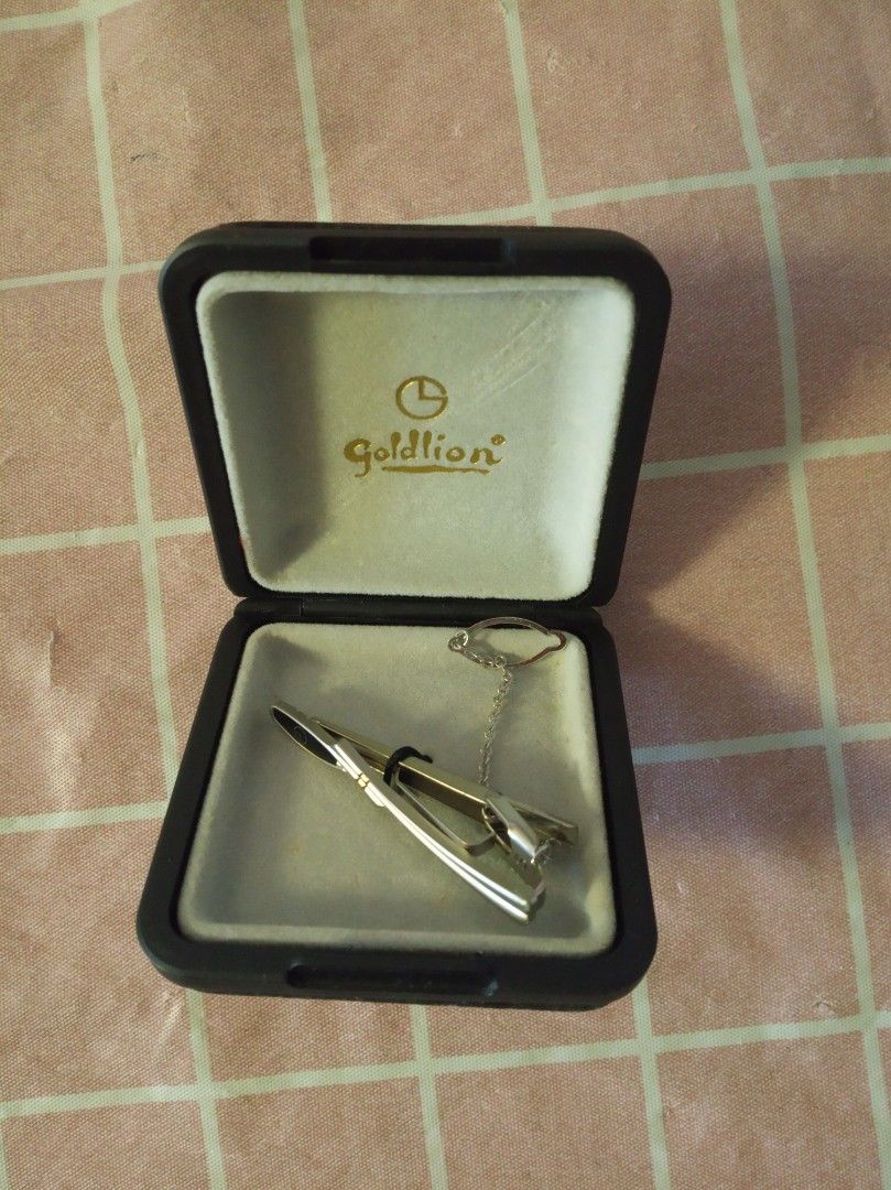 goldlion tie