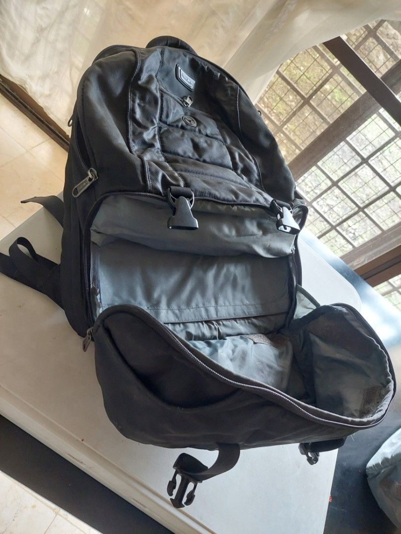Hawk online camera bag