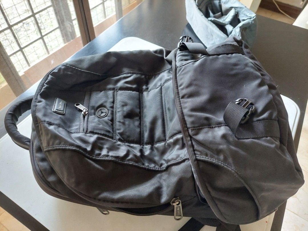 Hawk camera bag top