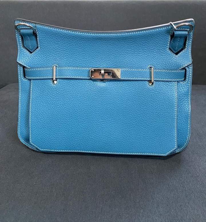 Hermes Jypsiere 28 (Category: Luxury Bags & Wallets) located in Manila. Submitted by bagislifeshop (Listing ID 1208647609, Image 2). Description: ▪️Hermes Jypsiere 28▪️ ☑️Available in Pampanga ✅Condition: 8.5/10 ✅Stamp: N square ✅Color: Blue Jean in PHW ✅Material: Clemence leather ✅Inclusions: Replacement dust bag, strap and Entrupy certificate.