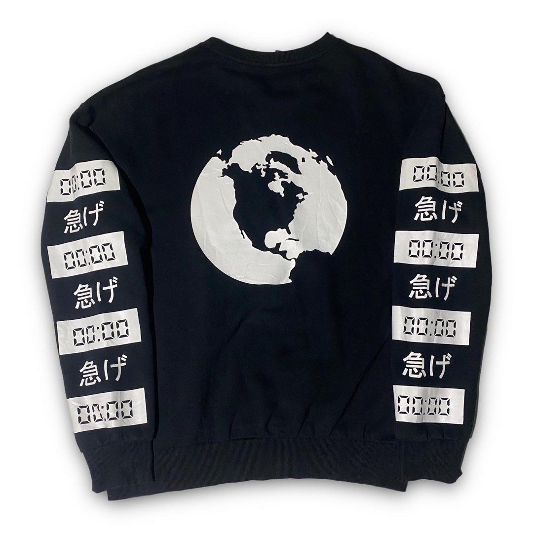 H M Japanese Logo Sweatshirt Fesyen Pria Pakaian Baju Luaran di Carousell