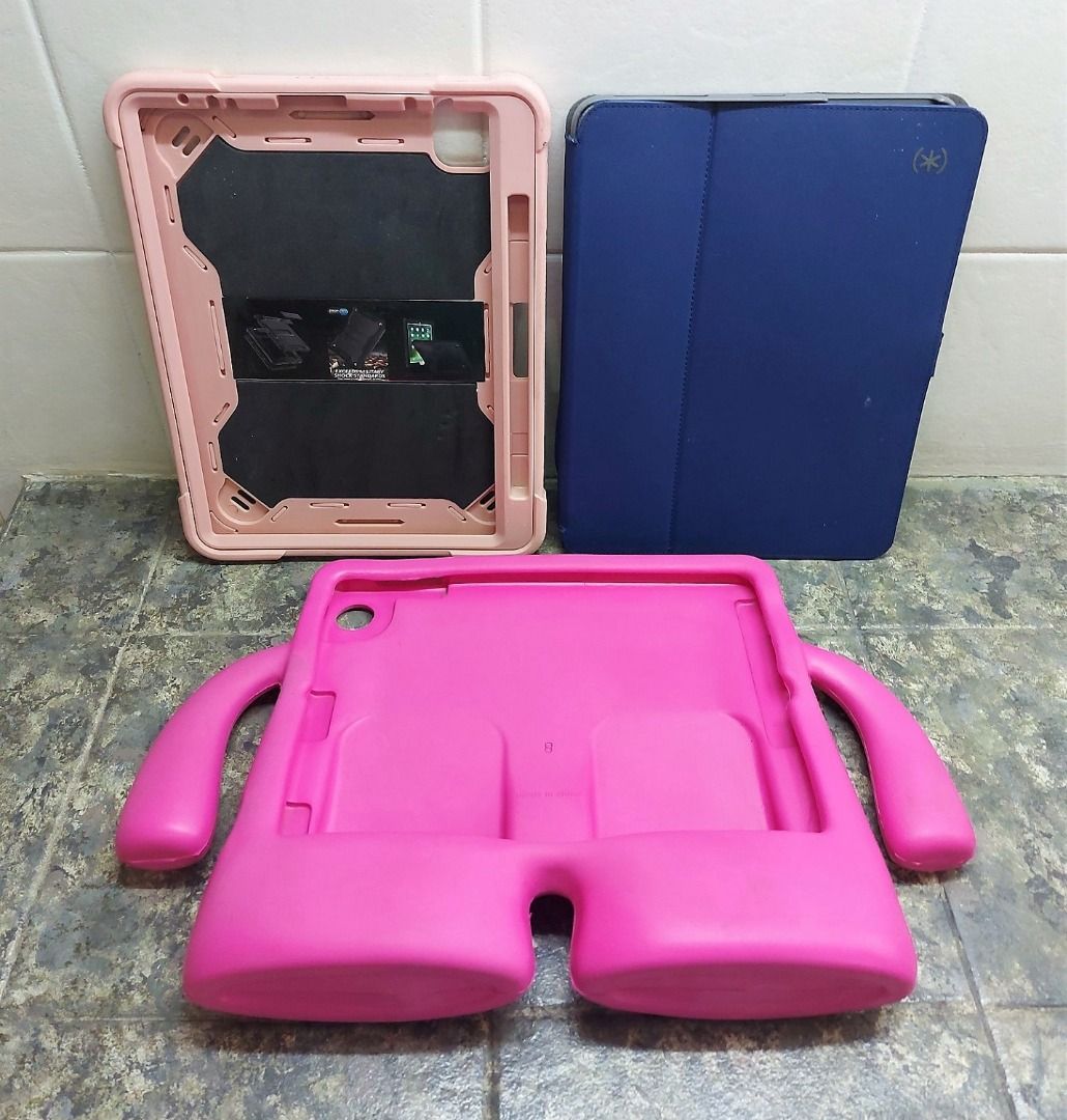 IPAD AIR 4th GEN Bundle Cases (Category: Laptop Bags & Sleeves) located in Quezon City. Submitted by charliebrown_olx (Listing ID 1208625457, Image 1). Description: WYSIWYG Condition: Used to Good, See Pics for conditions Lot Price: P250.00 TERMS & CONDITIONS: 1. C.O.D. Can meet buyers at - Del Monte Ave, Q.C. - Mla Memorial Park Sucat - Weekends 2. Shipping c/o buyer. 3. Prices are Final. 4. Respect the Ad. TFL! .
