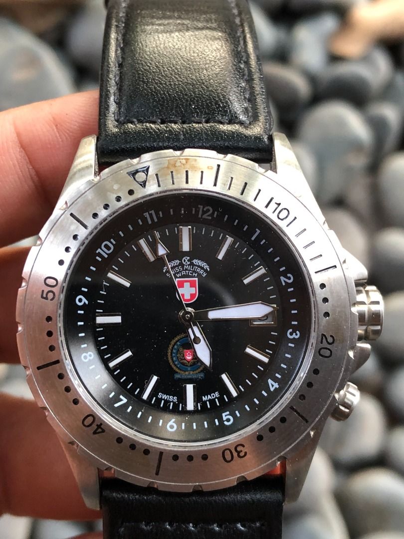 Jam Tangan Swiss military