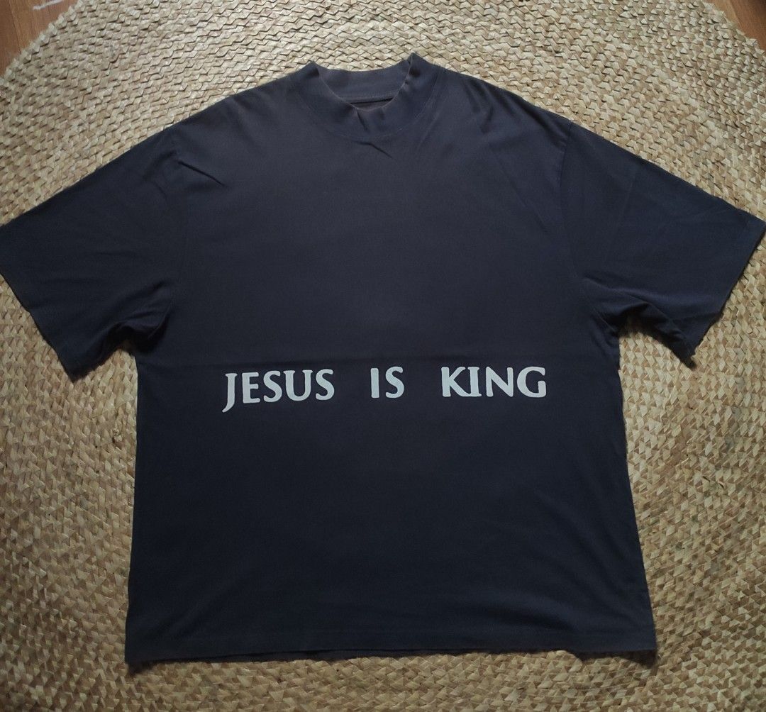 JESUS IS KING (LEGIT), Men