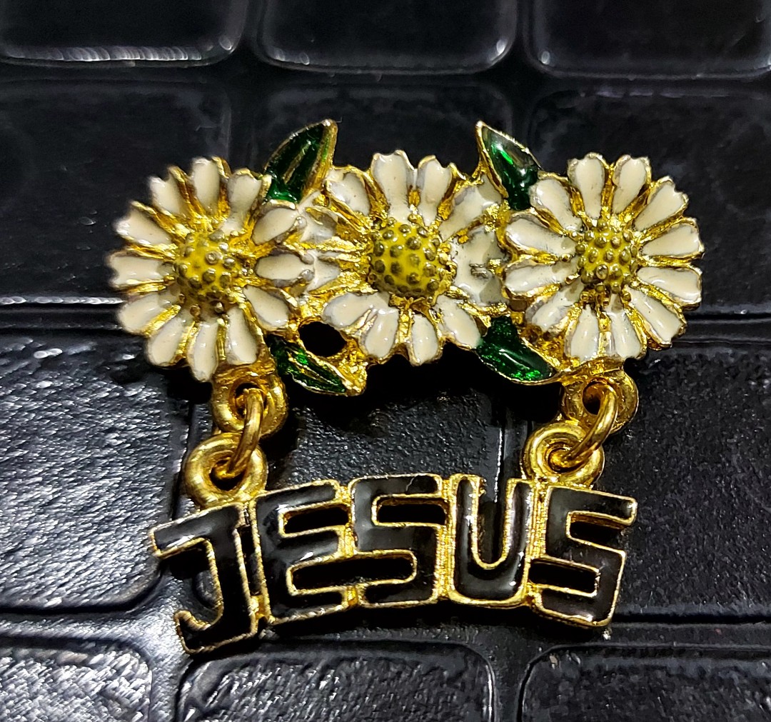 Jesus Pin On Carousell