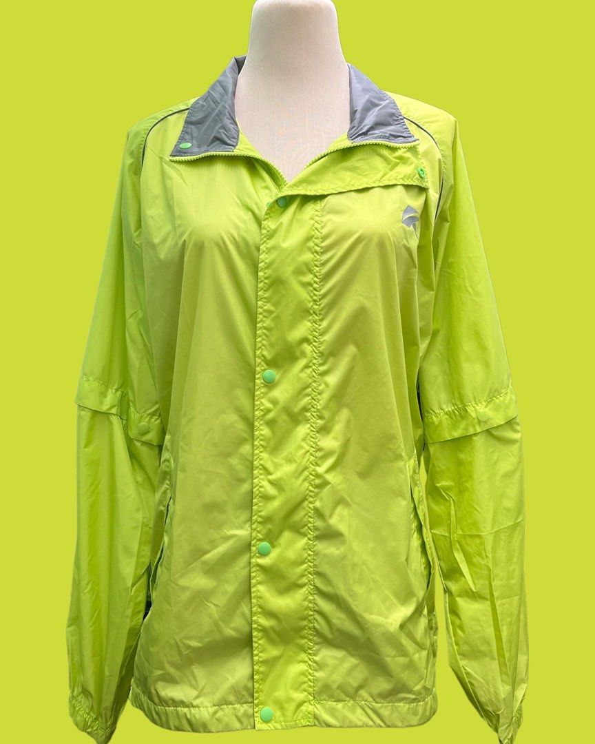 Kasco Lime Lightweight Jacket (Category: Coats, Jackets and Outerwear) located in Santa Rosa. Submitted by thegreencloset. (Listing ID 1208591309, Image 3). Description: Kasco Lime Lightweight Jacket Size LL Zipped up front with snap on buttons With adjustable velcro tapes for the waist Detachable half sleeves Measurements in inches (Laid Flat): Chest: 25.5 Width: 25 Sleeve: 25 Length: 20 🌱all items have been washed🌱.