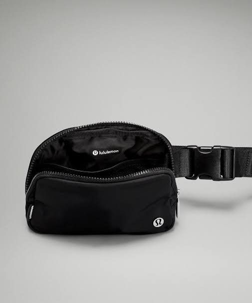 LF Black Lululemon Everywhere Belt Bag 1L (Category: Cross-body Bags) located in Pasig City. Submitted by sprjingday (Listing ID 1208506413, Image 1). Description: Looking for: Lululemon Everywhere Belt Bag 1L in Black PM me your offers!.