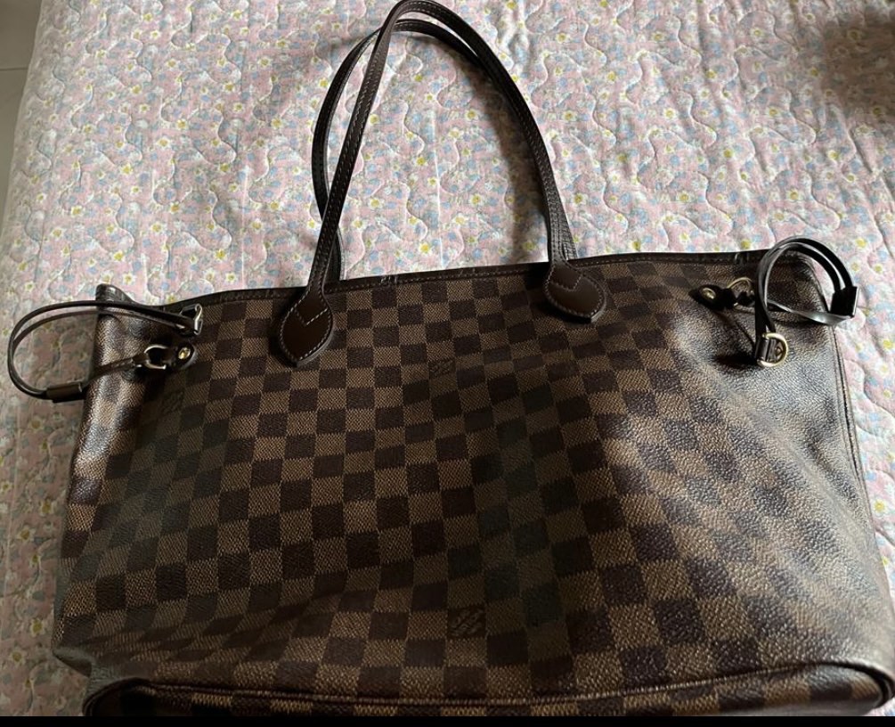 Louis Vuitton Damier Ebene Neverfull MM Graphite, Women's Fashion, Bags &  Wallets, Purses & Pouches on Carousell