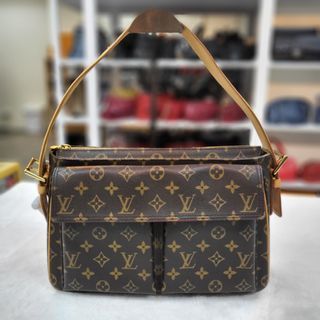 Authenticated Used Louis Vuitton LOUIS VUITTON Monogram Pochette Cite  Shoulder Pouch Bag M51183 