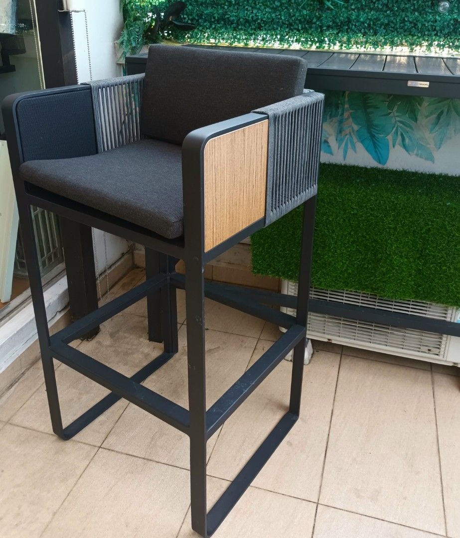 Luxury outdoor bar furniture, Furniture & Home Living, Outdoor