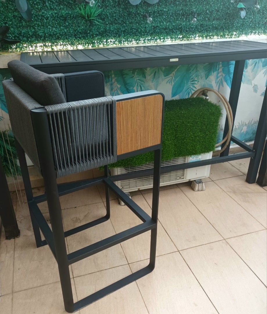 Luxury outdoor bar furniture, Furniture & Home Living, Outdoor