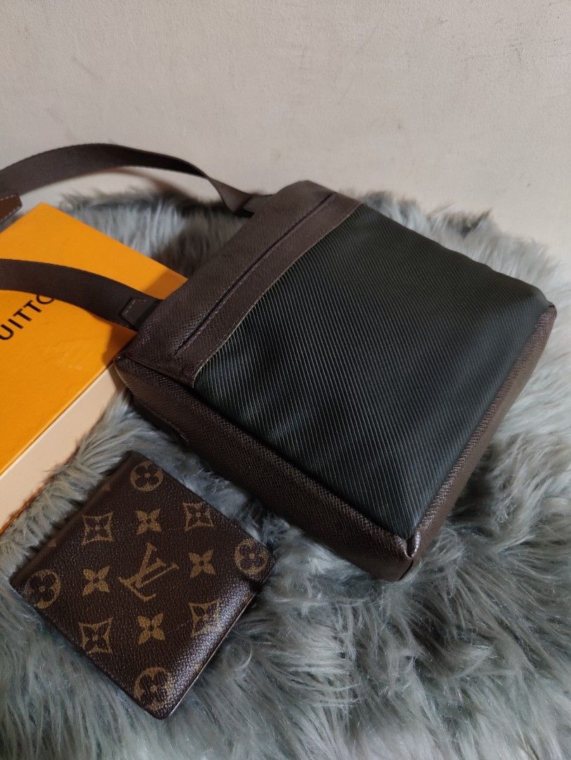 LV Taiga Sling Bag for men (Category: Luxury Bags & Wallets) located in Marikina City. Submitted by noblecat_40a38b (Listing ID 1208618538, Image 3). Description: Louis Vuitton Sayan Taiga Messenger Bag PM size In good condition 💯 Authentic or moneyback Plus Shipping Fee.