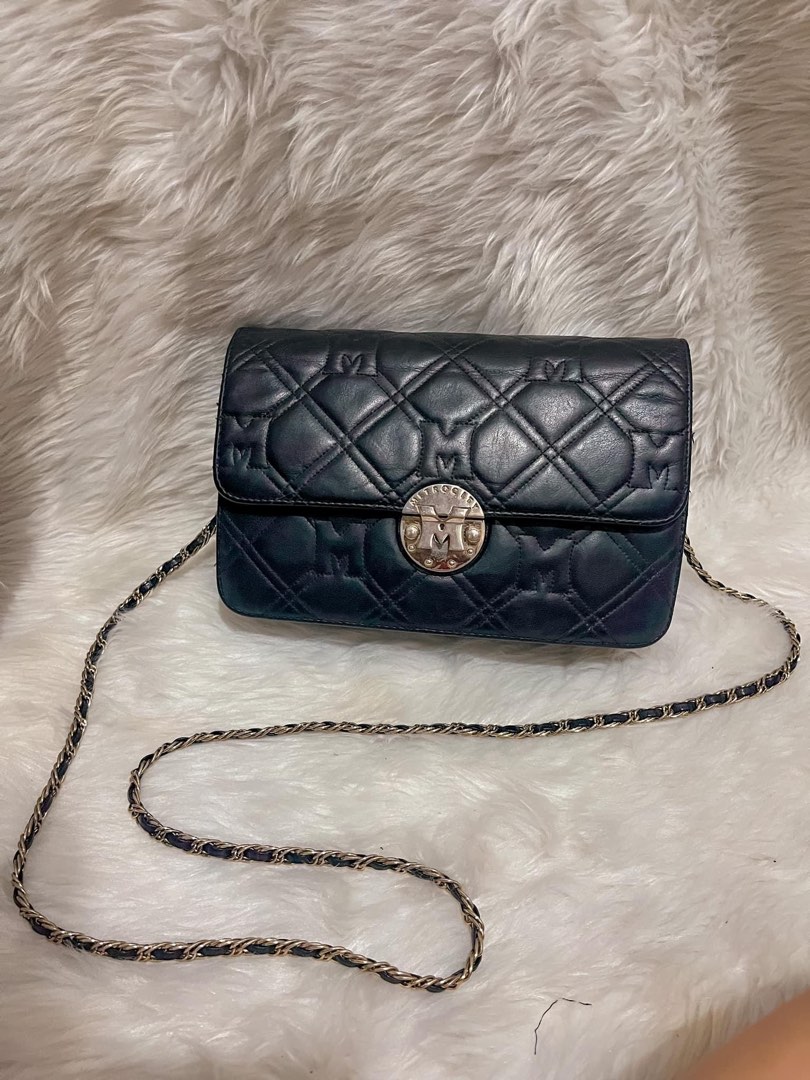 Metro city sling Original Luxury Bags Wallets on Carousell