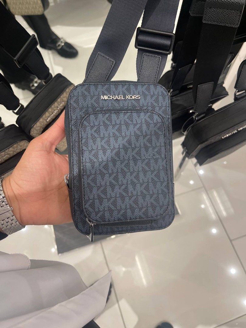 Michael kors sale crossbody admiral