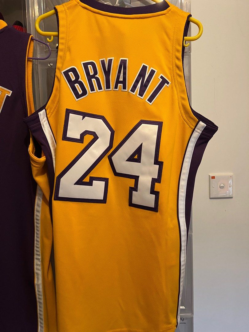 Kobe bryant jersey au 2025