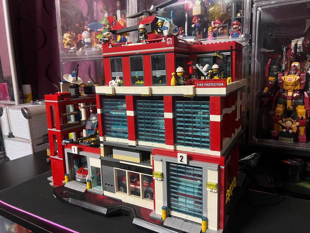Lego fire online station moc