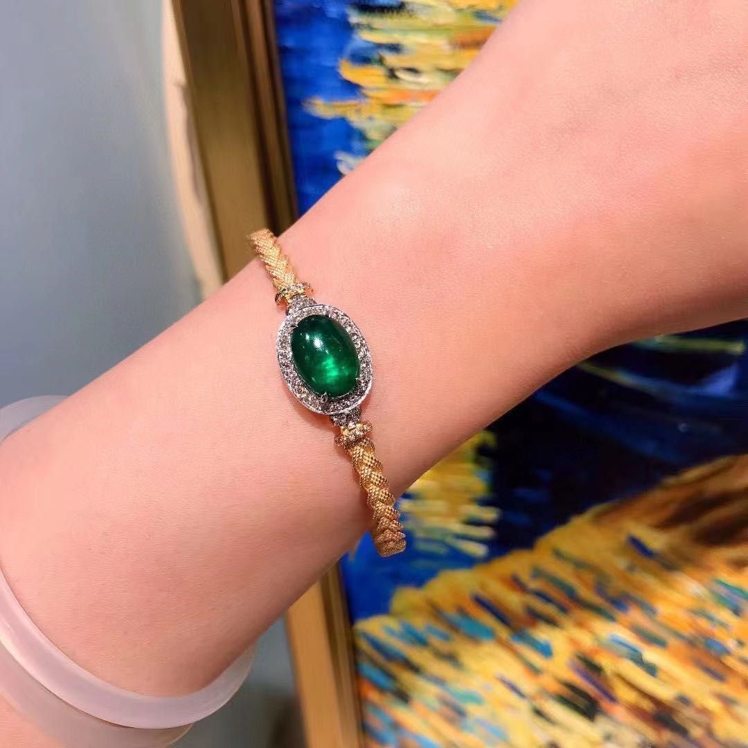 Natural 18k Italy design emerald muzo color 5.07ct Bracelet