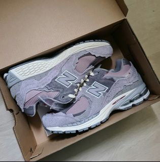(Category: ) located in . Submitted by sneakerstray (Listing ID 1208668664, Image 1). Description: .