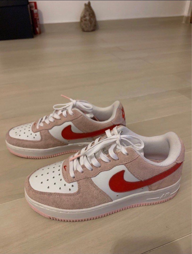Nike air force discount 1 valentine's day 26