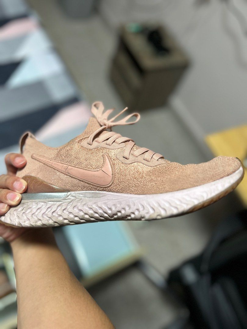 Nike epic clearance react rose gold