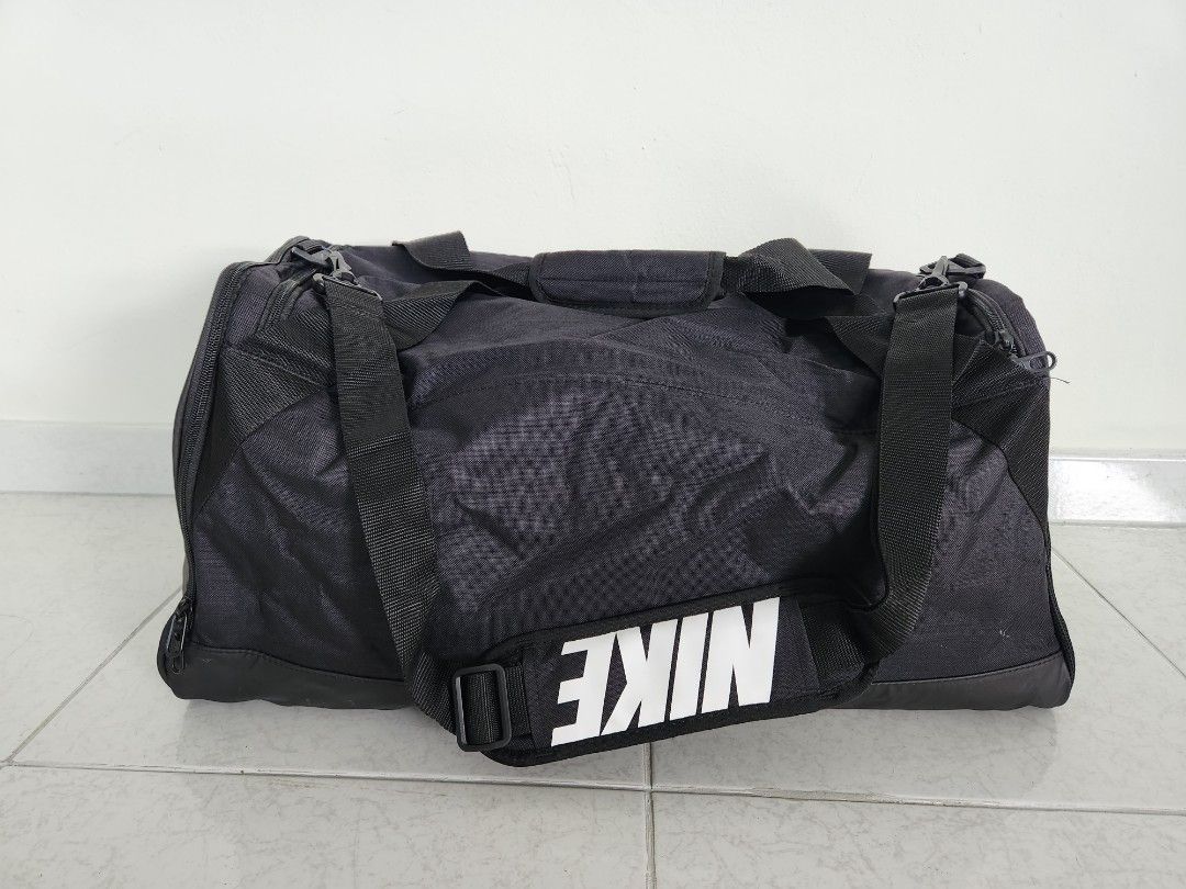 Nike Large Duffel Bag, Men's Fashion, Bags, Sling Bags on Carousell