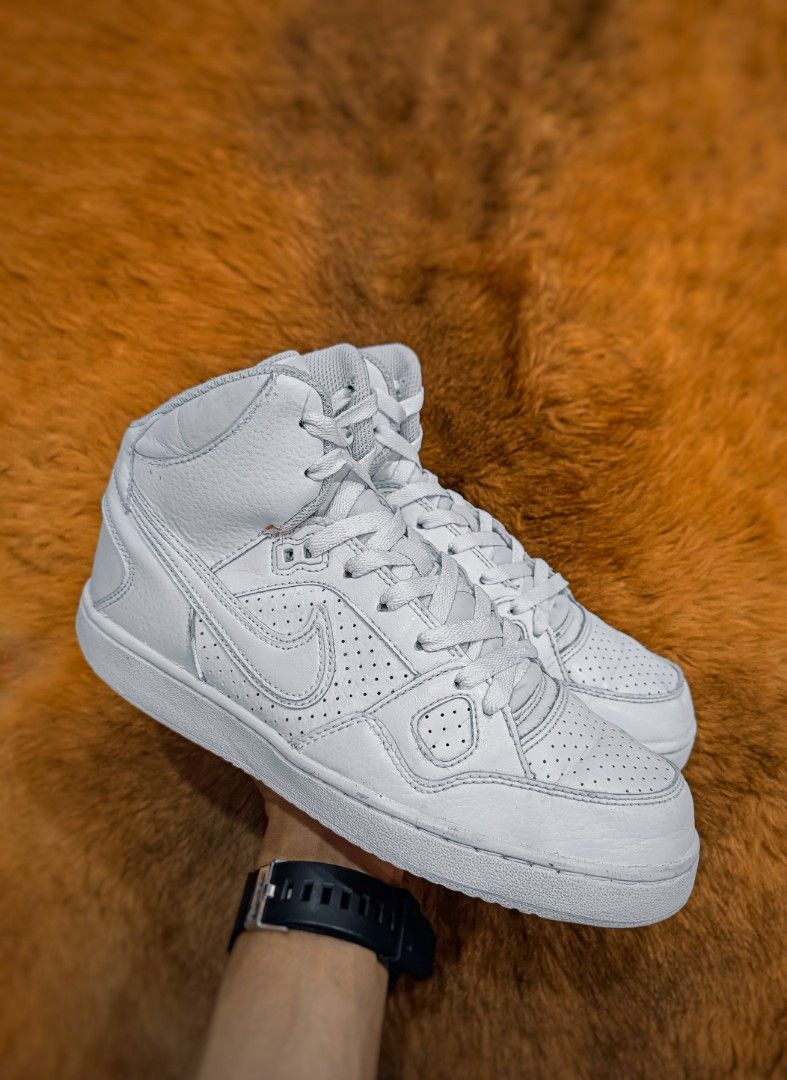 Nike son of store force mid women's
