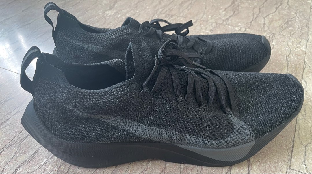 Nike Vapor Street Flyknit Black sz9.5 Men s Fashion Footwear