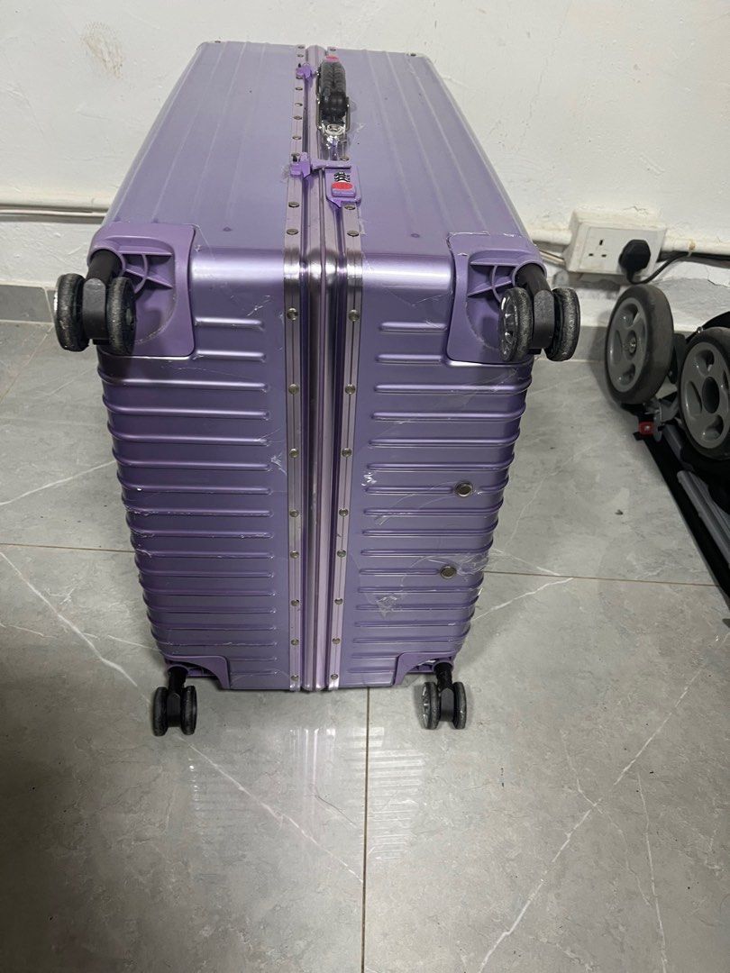 Ntnl luggage clearance