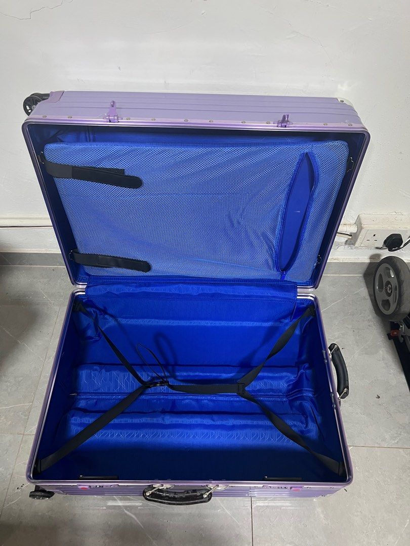 Ntnl luggage suitcase 32inch 40 kilos with 4 wheel