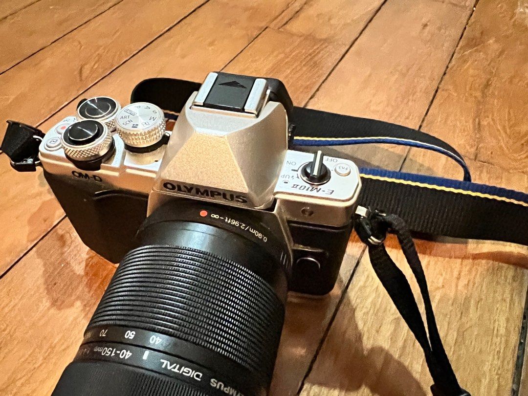Olympus EM10 Mark II, Photography, Cameras on Carousell