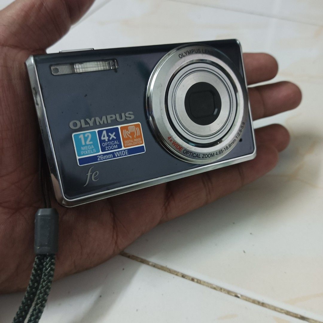 Olympus FE4010 12 Megapixel, Photography, Cameras on Carousell
