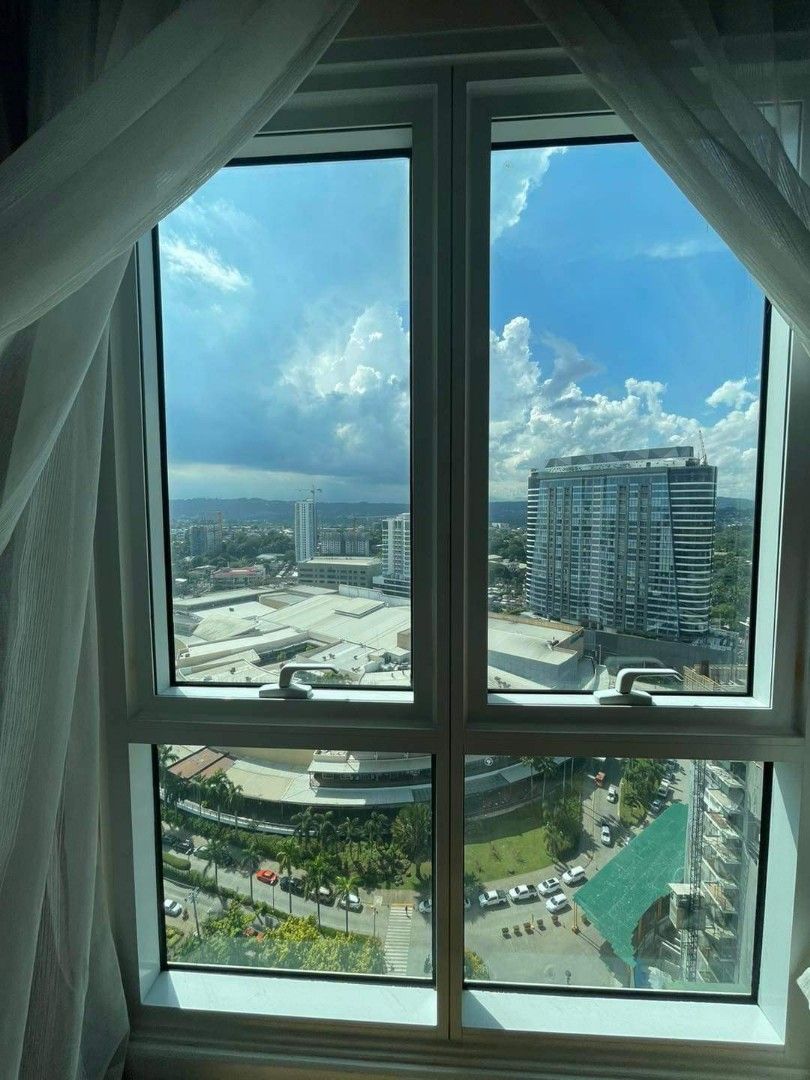 One bedroom Penthouse unit in Abreeza Place near Ateneo de Davao