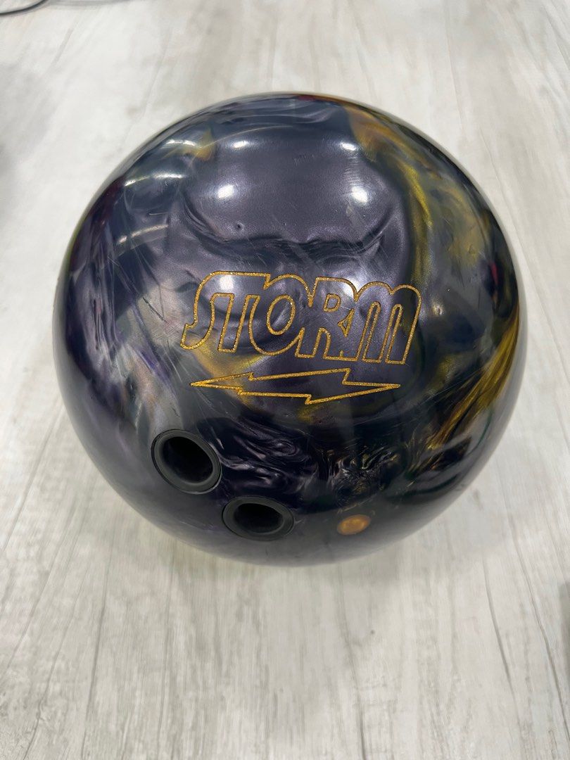 Storm PHAZE 4 Bowling Ball, Sports Equipment, Sports & Games, Billiards & Bowling on Carousell