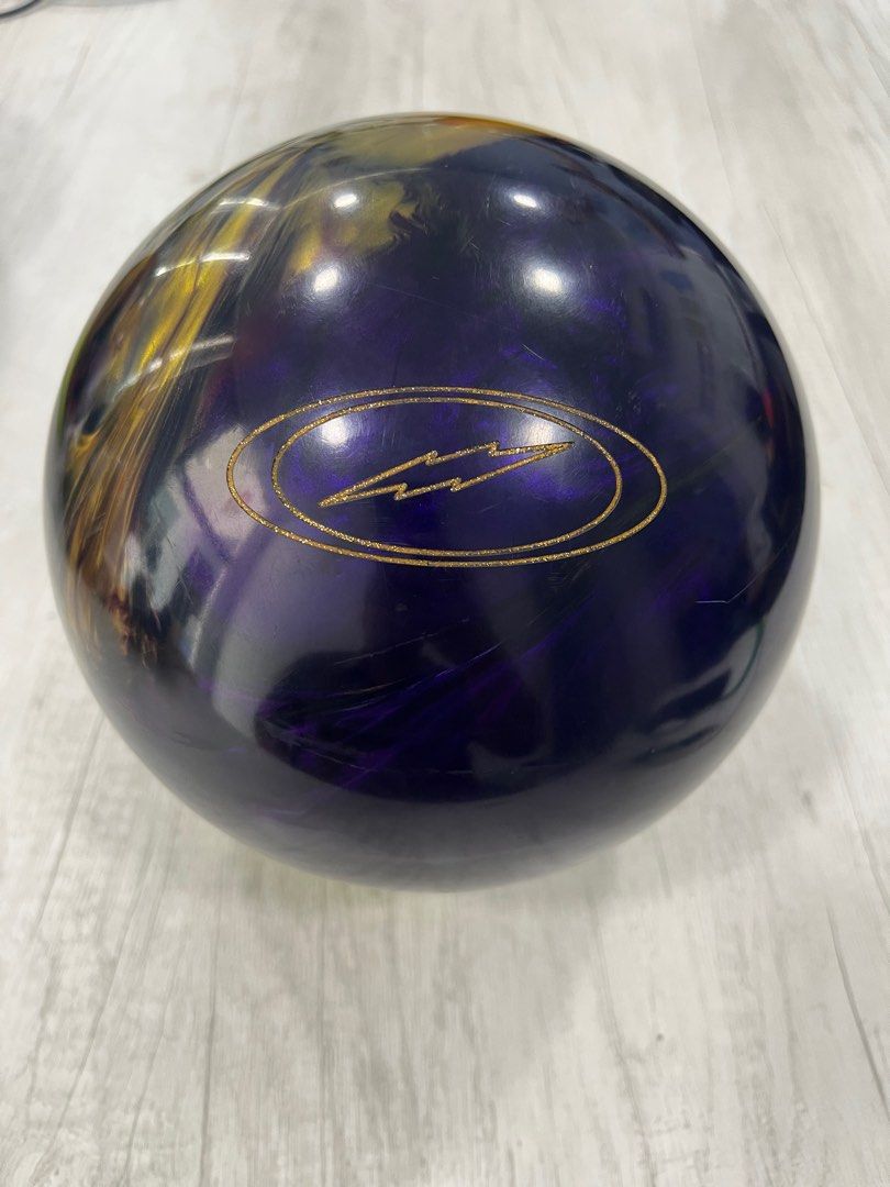 Storm PHAZE 4 Bowling Ball, Sports Equipment, Sports & Games, Billiards & Bowling on Carousell