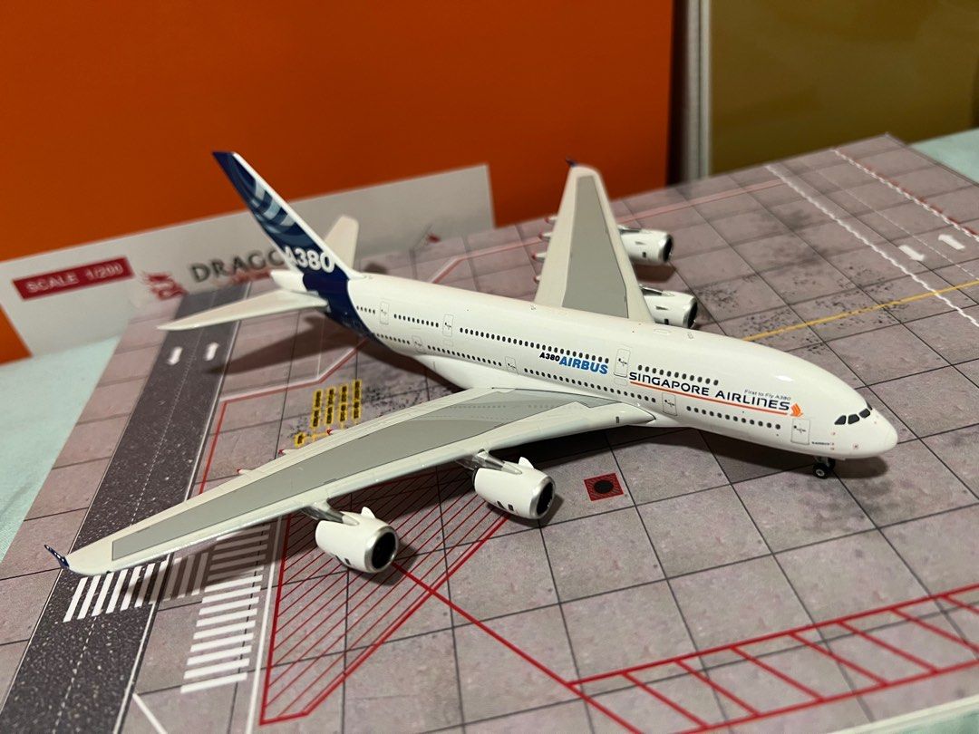 シンガポール航空 A380 模型 □1/400 シンガポール航空 A380 日本就航