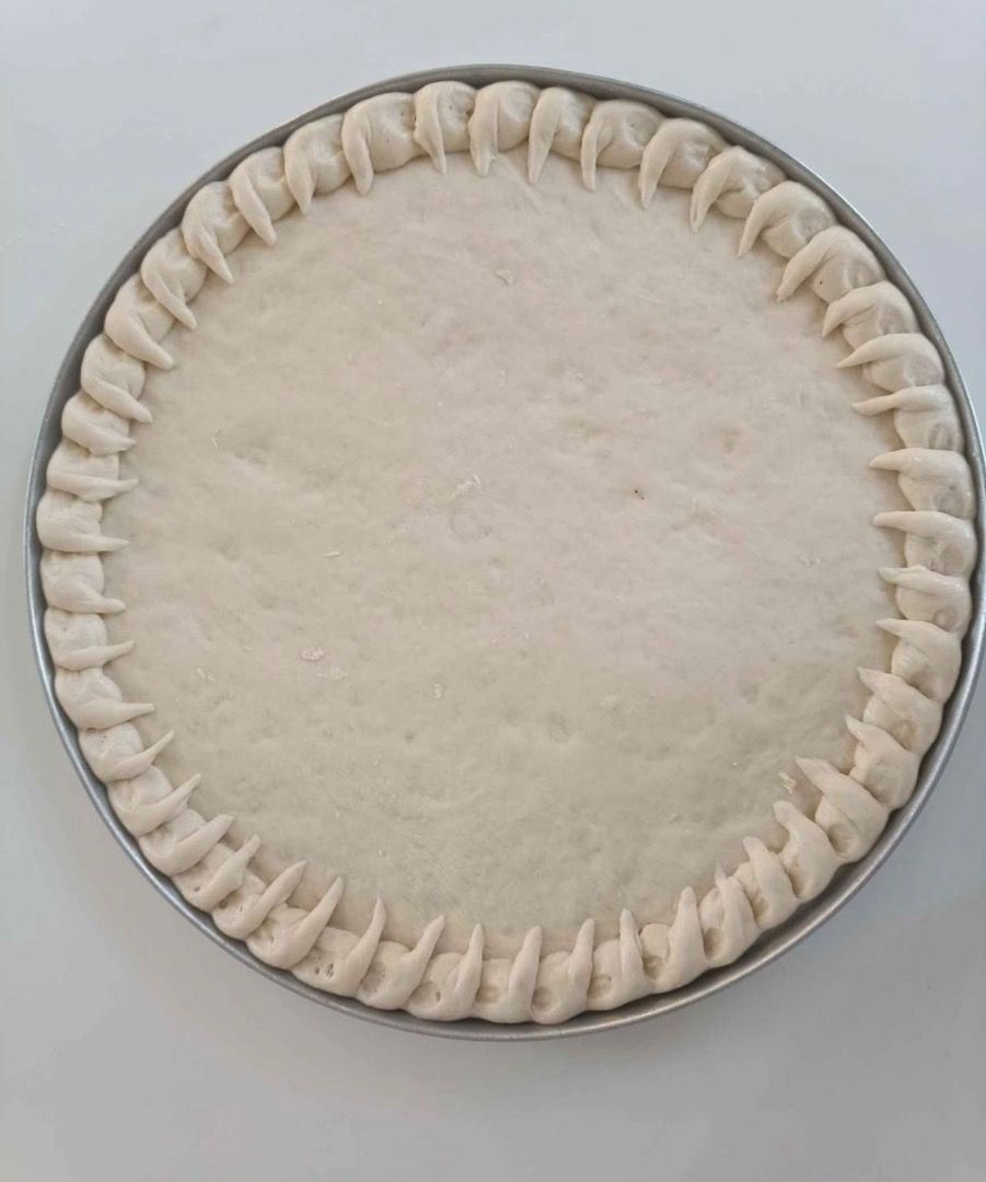 Pizza Crust- we have round and square pizza crusts of different sizes ...