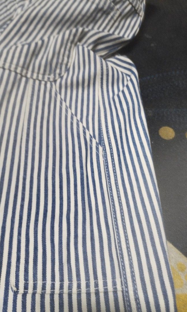 pointer vintage (Category: Jeans) located in Ketereh. Submitted by soon_hockstore (Listing ID 1208487001, Image 2). Description: saiz manual 32 labuh 43 kaki 10 inci cond sgt cun bebas lubang dn kotor kaki dah potong zip scovill made in USA.